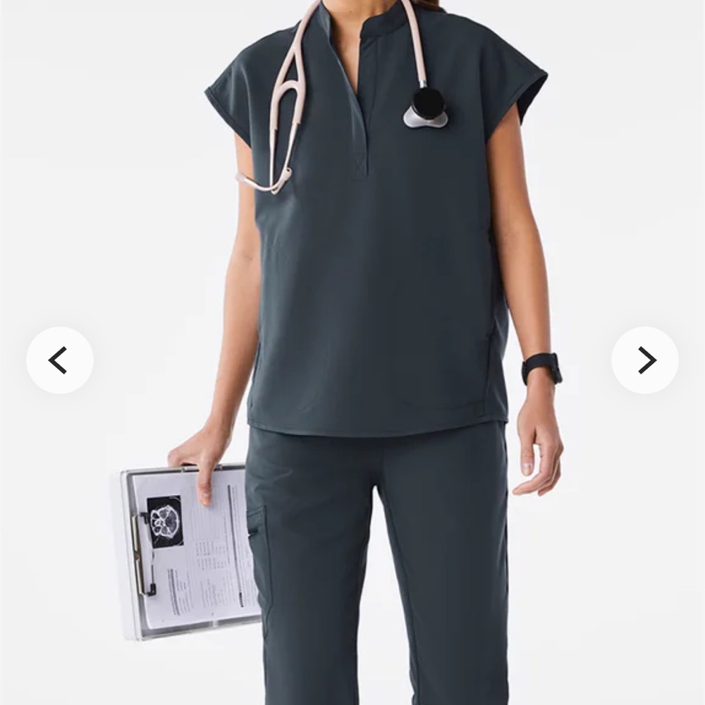 Figs Zamora Jogger Scrub Pants and Rafaela Oversized Scrub Top
